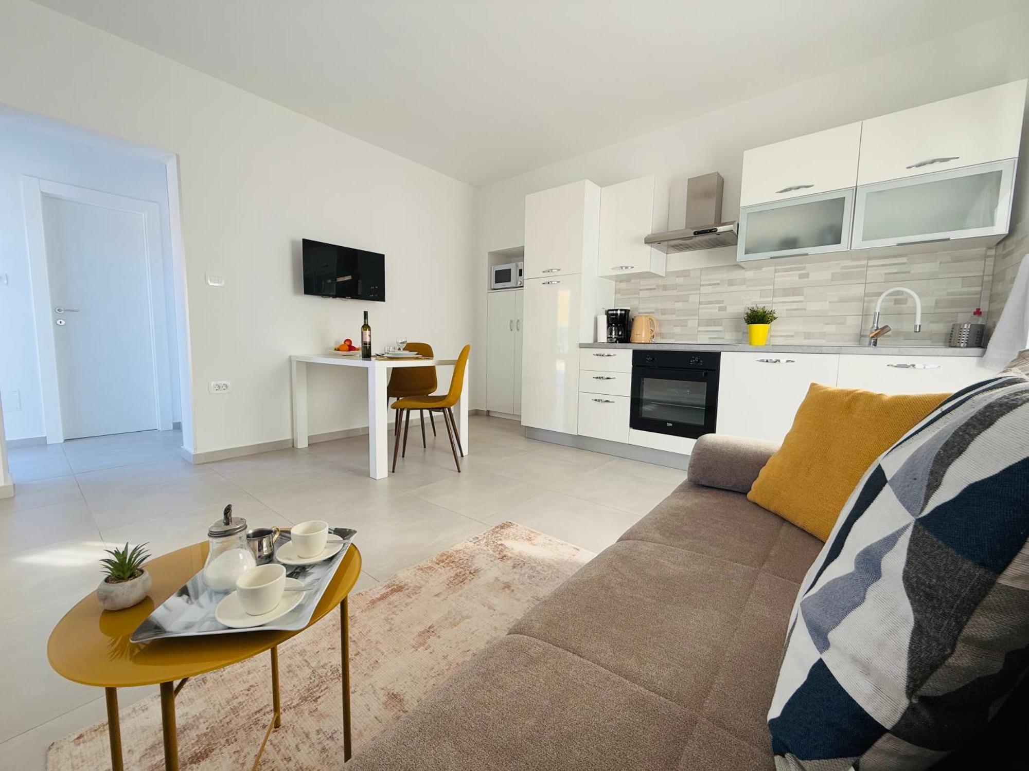 Apartment Erika - For 2 Near The Beach Pula Eksteriør billede